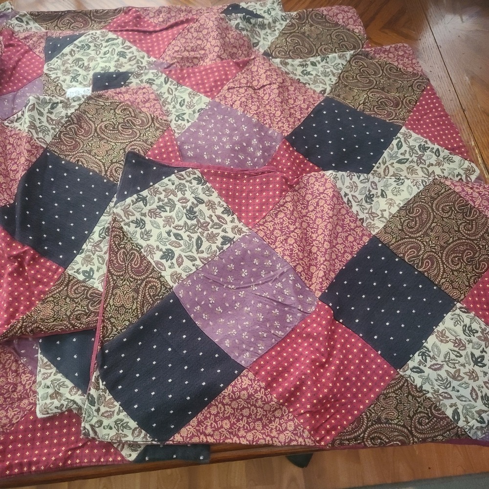 Lot Of 16 Patchwork Quilt Look Placemats Red Blue Gold Cream Solid Back Unused